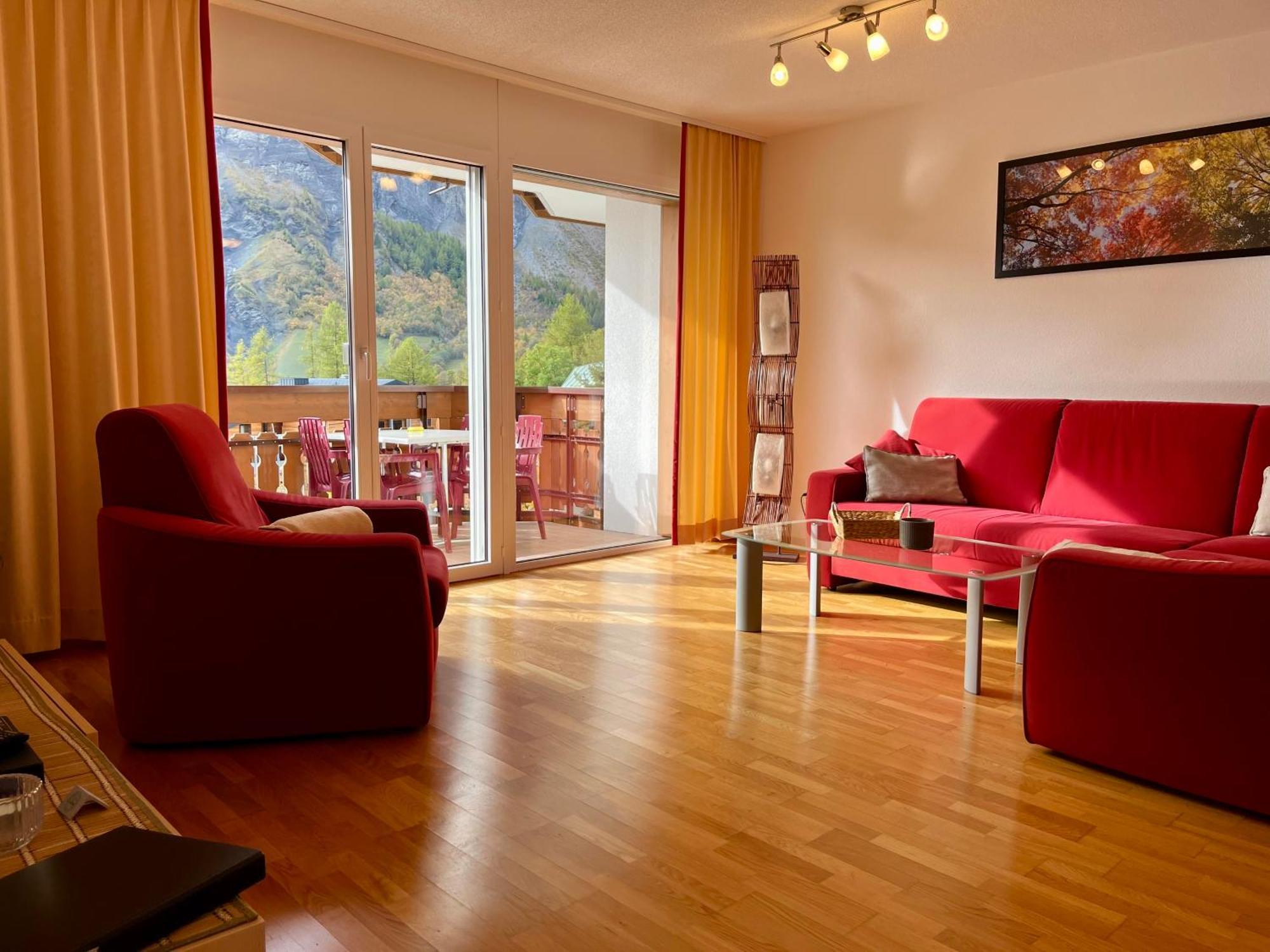 Apartments Residenz Iris Loèche-les-Bains Extérieur photo